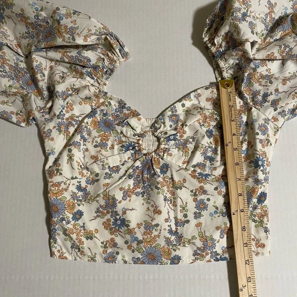 Abercrombie & Fitch Floral Puff Sleeve Poplin O-Ring Smocked Crop Top Size Small